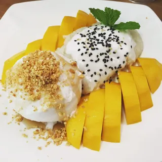 Sweet Sticky Rice with Coconut Ice Cream