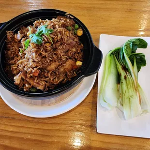 Claypot chicken rice