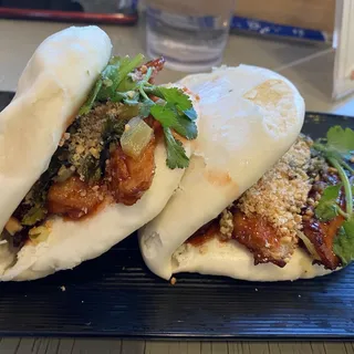 Vegan Pork Sandwich