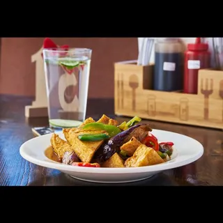 Spicy Basil Tofu Eggplant