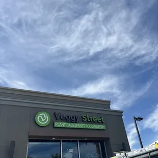 Veggy street check in