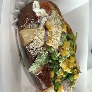 Loaded Brazilian Dog (Cal 330)