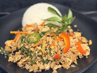 Basil Vegan Thai & Sushi