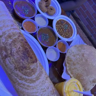 GOBI MANCHURIAN DOSA (V) CHOLE PURI (V) MEDU VADA(V,GF) MANGO LASSI