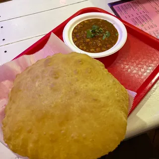 CHOLE PURI (V)