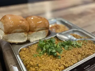 Bombay Street Food