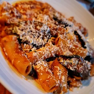 Rigatoni alla Norma