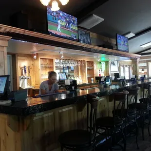 Nice full clean bar with great service.