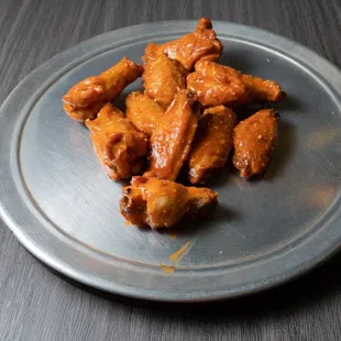 food, chicken wings, chicken, bbq wings, fried chicken, fried chicken wings, poultry, bbq chicken, chicken wings and fried chicken