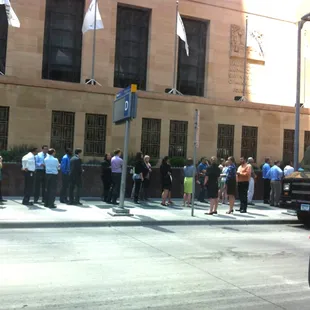 Arriving for lunch @ 11:30.  Long line, quick service, all good.