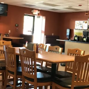 sushi and sashimi, interior