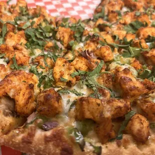Tikka Massala Medium Signature Non-Veg Pizza