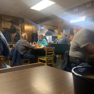 Packed house for breakfast at Velma's