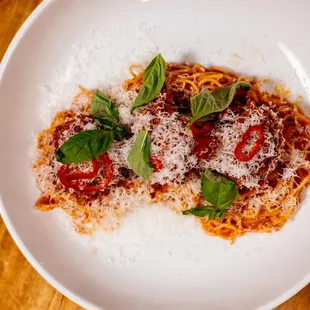 pasta dish, pasta, food