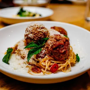 pasta dish, pasta, food