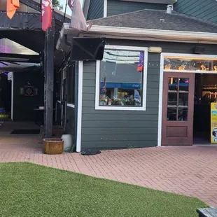 Big dog friendly patio with a beer pong table