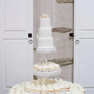 a three tiered wedding cake