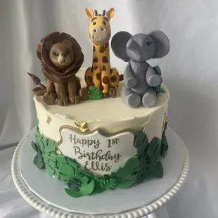 Safari themed birthday cake