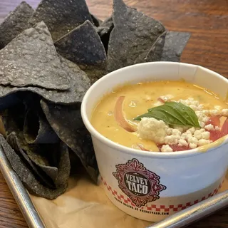 Red Curry Coconut Queso