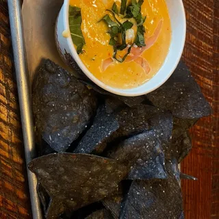 Red curry coconut queso (GF) **