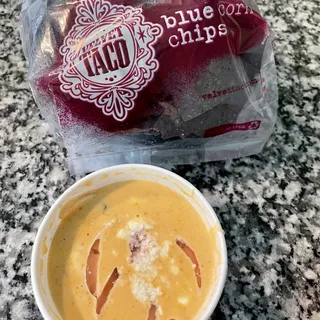 Red Curry Coconut Queso