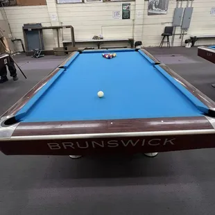 Table I played on - played true with great cloth and good cushions.. very nice.