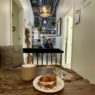 Vendella Euro Boutique And Coffee Haus
