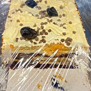 DATE CHOCOLATE WALNUT CAKE