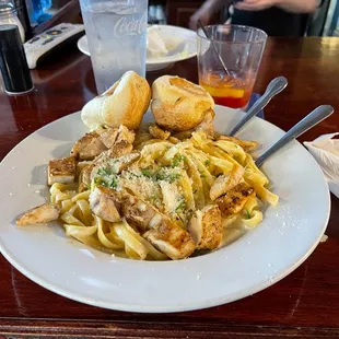 Chicken Fettuccini Alfredo