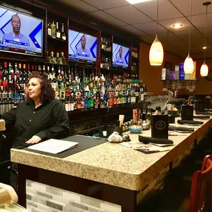 Fully stocked bar, beautiful too!