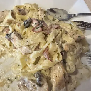 pasta dish, pasta, food