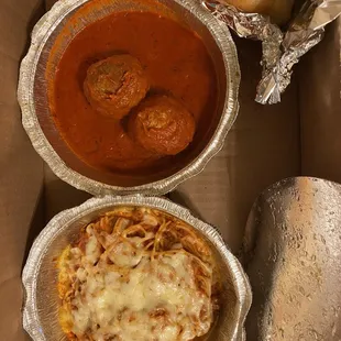 Kid's Spaghetti &amp; meat sauce (requested for cheese on top) Meat Balls (side)