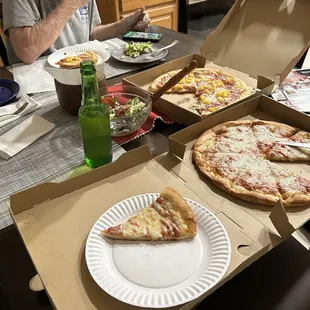 food, pizza