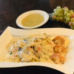 pasta dish, pasta, food