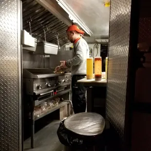 Clean and fresh. Cook to order! Keep making food dreams come true!