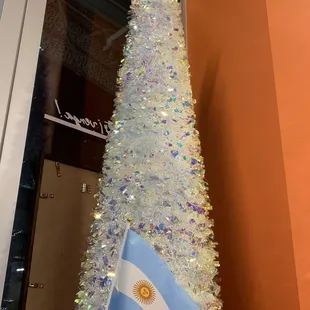 sushi and sashimi, interior