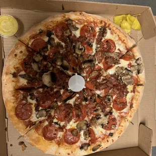 food, pizza