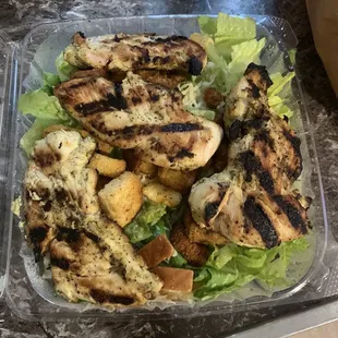 THE BEST GRILLED CHICKEN CEASAR SALAD I HAVE EVER HAD!!!! Every item I have tasted from here is absolutely delicious!!!