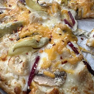 Chicken Artichoke Pizza