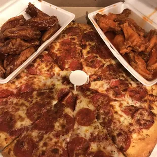 XL Pepperoni, Dozen Hot Wings, Dozen BBQ Wings