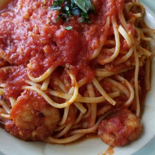 Linguine Pasta con Scampi Fra Diavolo