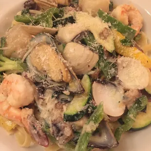 Frutti De Mare Mussels