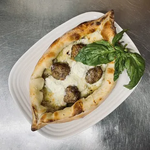 Gondola                            Meatball/Ricotta/Garlic