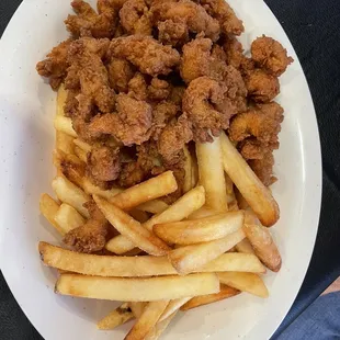 Fried crawfish and &apos;crispy&apos; fries. Yum!