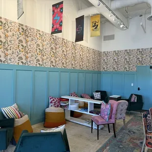 Meeting and play area