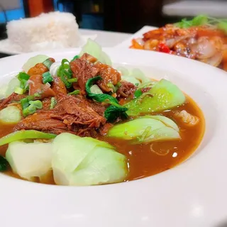 Beef Brisket with Vegetables in Chu Hou Sauce