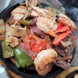 Mmmm steak chicken. Shrimp   fajitas