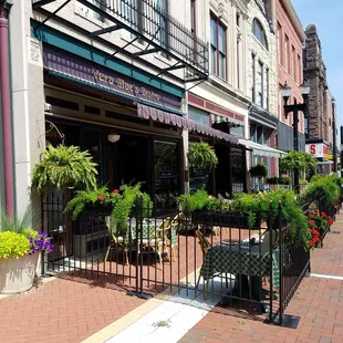 nice patio for the entrance