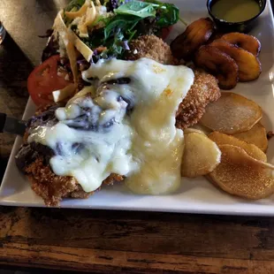 Chicken Tony 's Mayan Milanesa