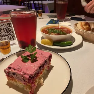 shuba, kompot, Borscht.